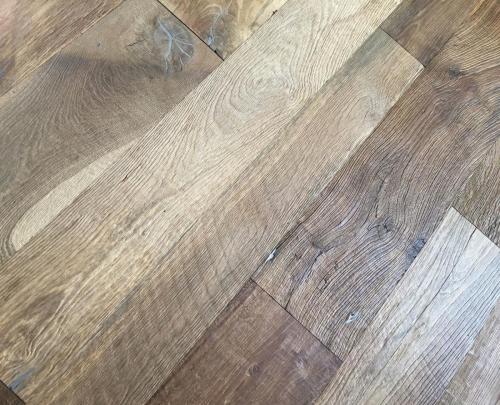 Pavimenti in rovere antico in prima patina